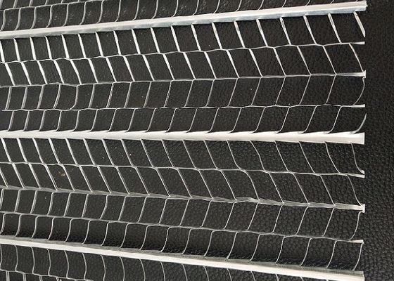 عرض 610 میلی متر توری مش مش سوراخ الماس فلزی گالوانیزه به طول 2 متر